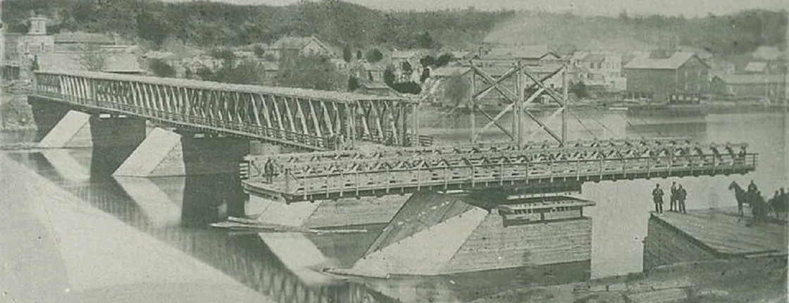 Explore historical downtown Eau Claire on a self-guided walking tour