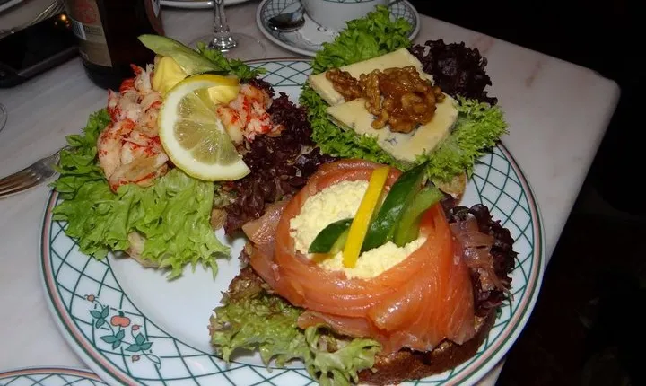A Well Balanced History and Food Tour with Focus on the Scandinavian Kitchen