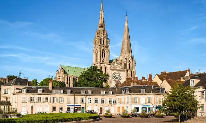 Private excursion to Chartres Cathedral