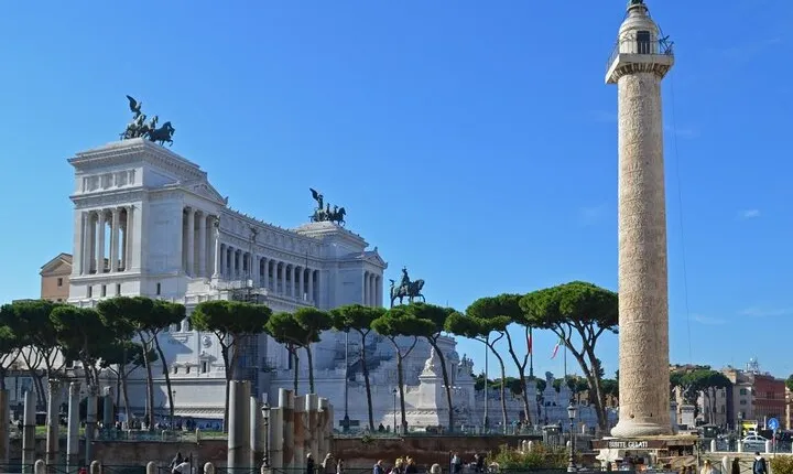 Arrival in Rome: Airport Transfer & Exclusive City Introduction