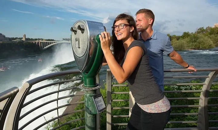 Niagara Falls USA Small Group Tour + Helicopter +Maid of the Mist