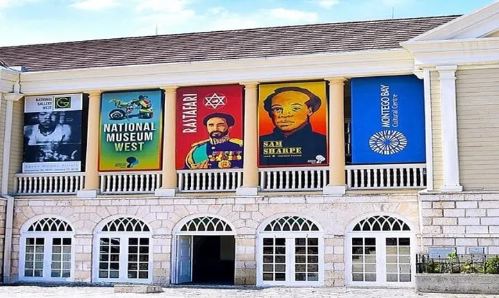 Private Montego Bay City Tour with Sightseeing & Shopping