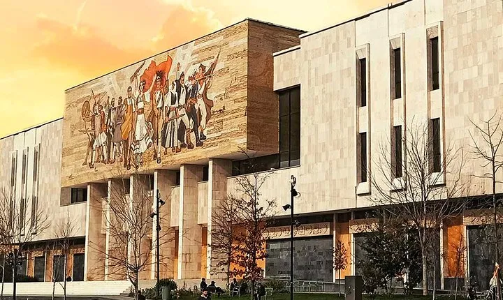 Tirana Express Walking Tour - Essential of the Albanian Capital