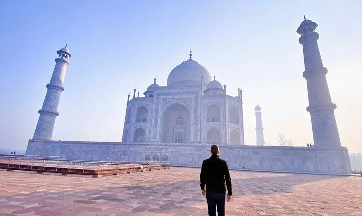 Private Sunrise Taj Mahal & Agra Day Tour from Delhi