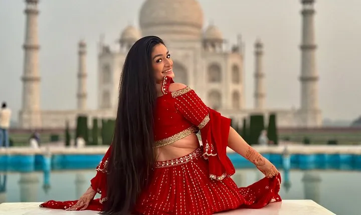 Private Taj Mahal Photoshoot with Entry Ticket All Inclusive