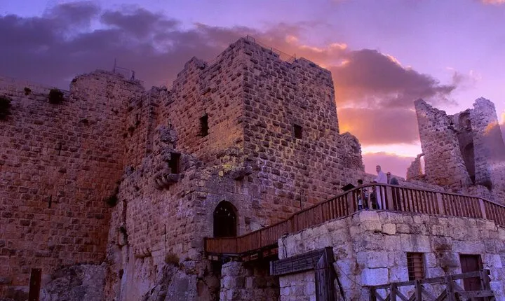 Full Day Private Tour with Local Guide in Jerash and Ajloun
