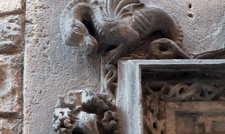 Gothic Quarter Insights & Tapas Experience