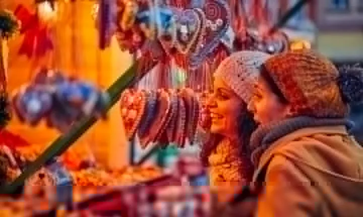 Walking Christmas Tour Filled With Magic in Shkodra