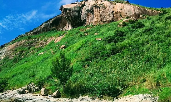 Incredible photos at Pedra do Telegrafo, beautiful beaches along the way