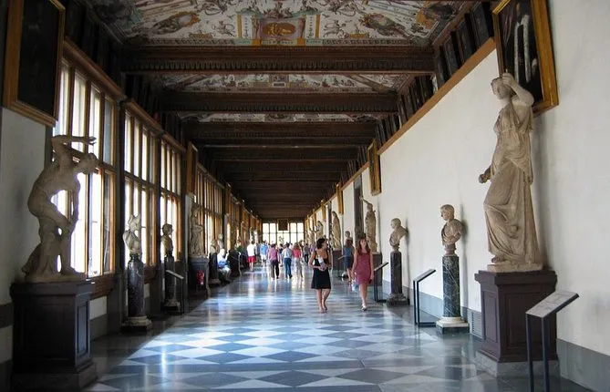 Skip-the-line: Uffizi Gallery Guided Tour