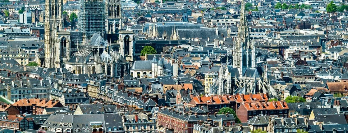 Rouen city highlights walking tour with a local guide