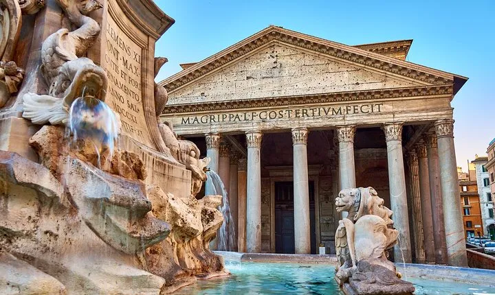 Small-Group Walking Tour of Rome Center with Guide