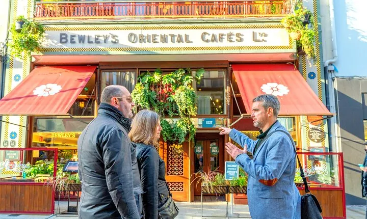 Private Fantastic Walking Tour of Dublin