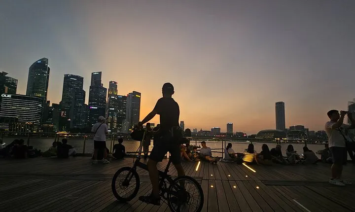 Singapore Light to Night Bike Tour