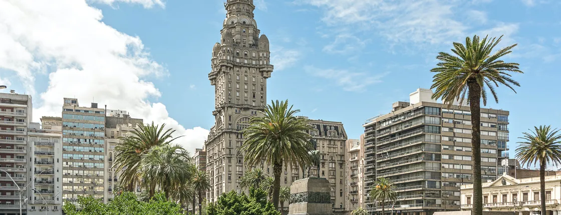 Montevideo complete city tour