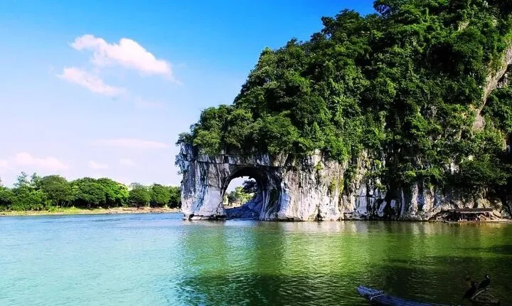 11 days Private Tour to the Minorities of Guizhou and Guangxi