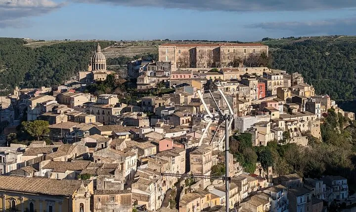 3-hour walking tour Discovering Ragusa Baroque