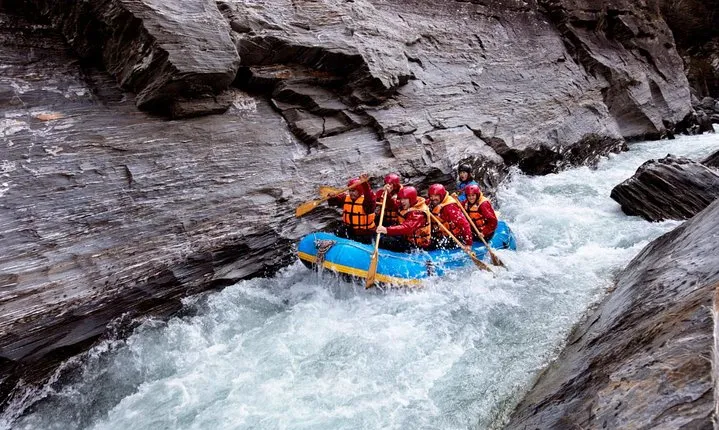 Queenstown Shotover River White Water Rafting