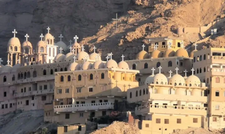 Private Half Day Monastery of St. Paul from Hurghada
