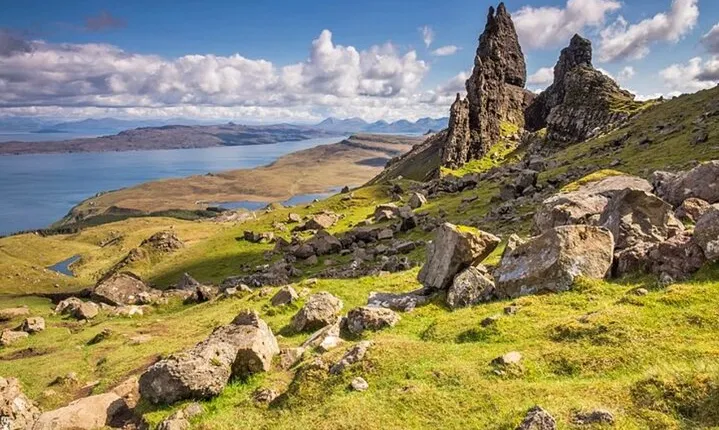 Isle of Skye Travel Through Myth Mist and Mountains Day Tour
