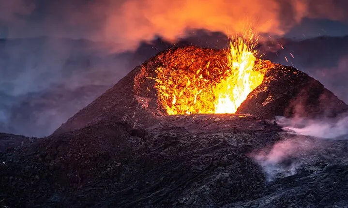 Private Guided Volcano Hike Iceland