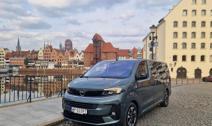 Warsaw to Gdansk or Gdansk to Warsaw private transfer