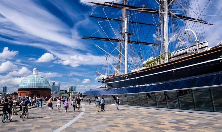 2-Hour Private Photography Walking Tour in Greenwich
