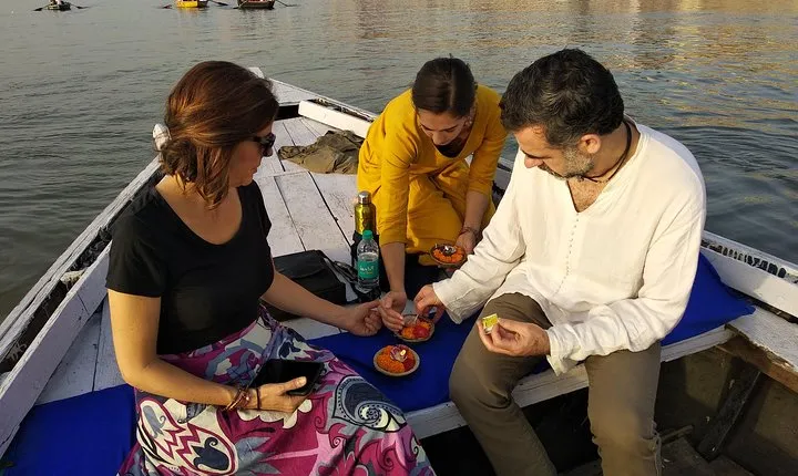 Morning boat and old city tour with official tour guide in varanasi