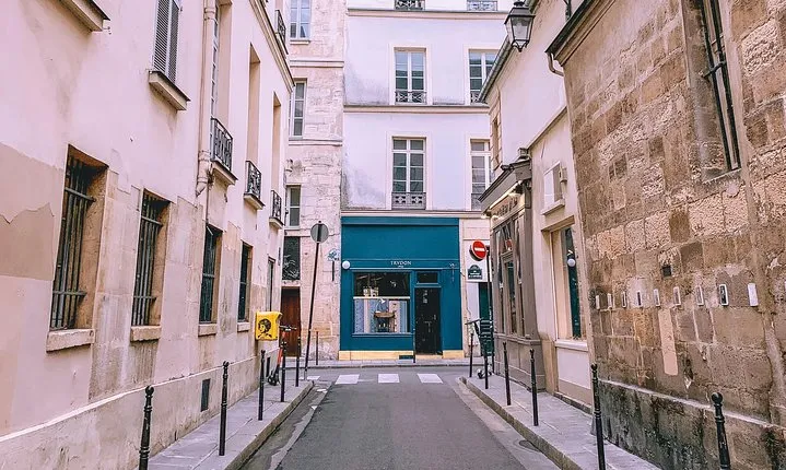 Fall in love with Paris in 3 hours