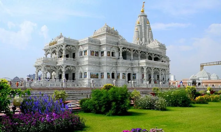 Day Trip to Mathura, Vrindavan with The Taj Mahal, Agra from Delhi