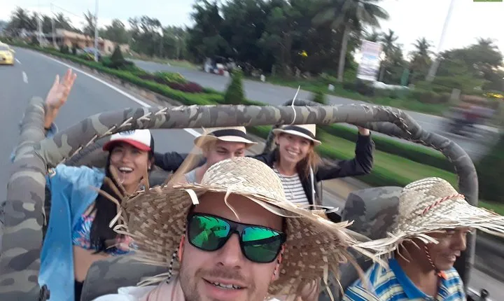 Explore the south of Phu Quoc island by Classical US Army Jeeps