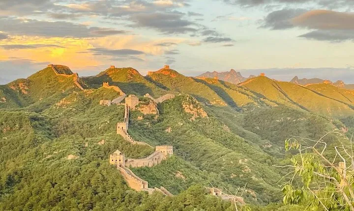 Small Group guided 15km Hiking Great Wall Gubeikou-Jinshanling