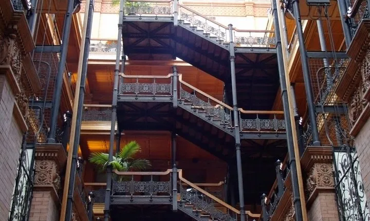 Old and New Downtown Los Angeles Walking Tour