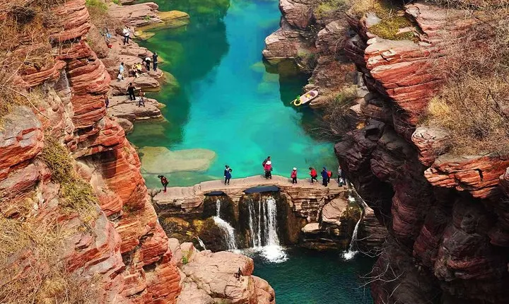 Beijing Private Day Trip to Yuntai Mountain Geopark in Henan by Bullet Train