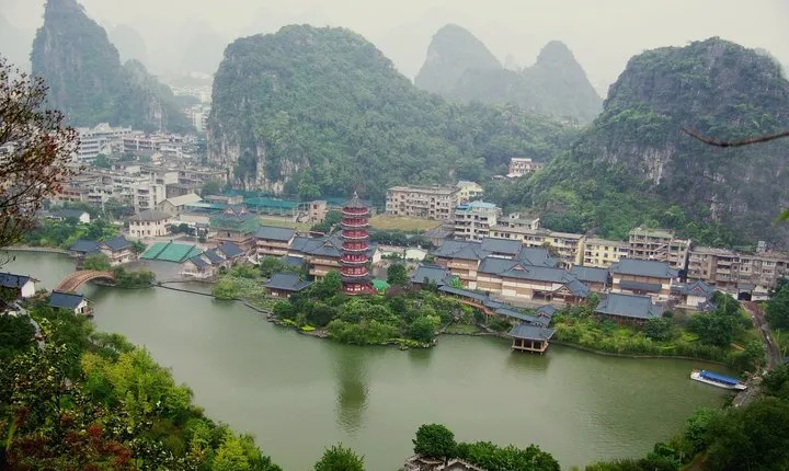 10-Day Private Tour From Beijing To Xi'an, Guilin, Yangshuo And Shanghai