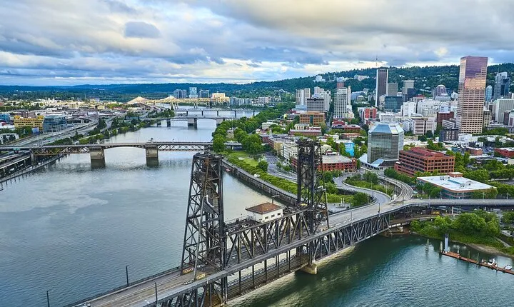 Portland City Tour: Views and News (Our Best Selling Tour!)