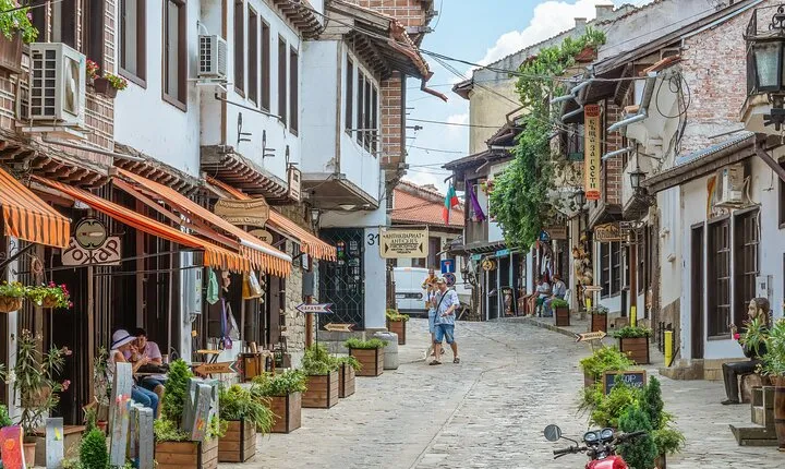 Veliko Tarnovo and Arbanasi Private Tour from Sofia