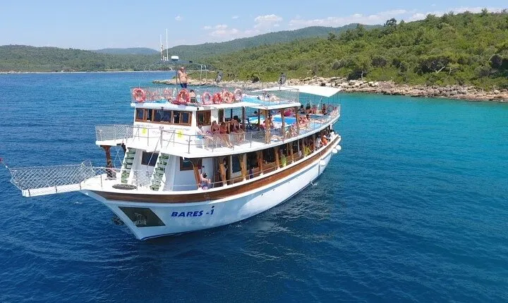 Boat Trip, Cleopatra Island from Marmaris w/Lunch and Soft Drinks