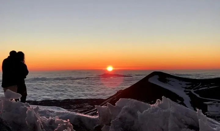 Mauna Kea Arnott's Adventures