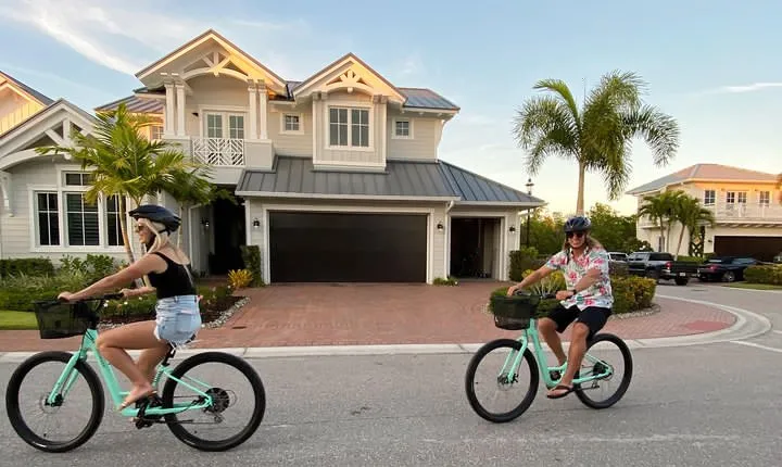 Guided Bike Tour - Downtown Naples Florida