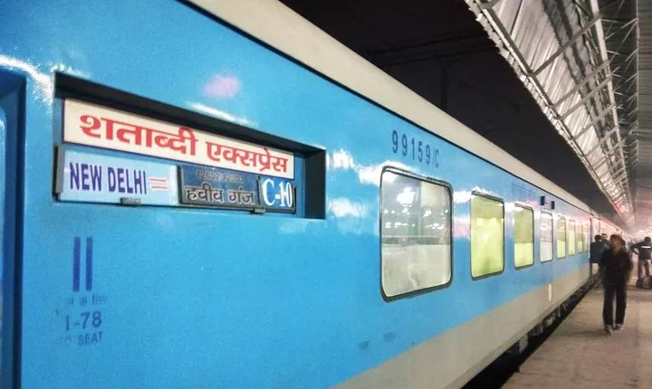 Full-Day Agra Private Cultural Guided Tour from Delhi by Train