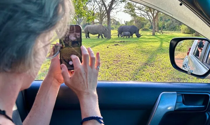 1 Day Budget Rhino Trekking at Ziwa Rhino Sanctuary