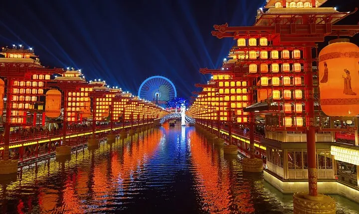 Tang Dynasty Cultural Street Night Tour