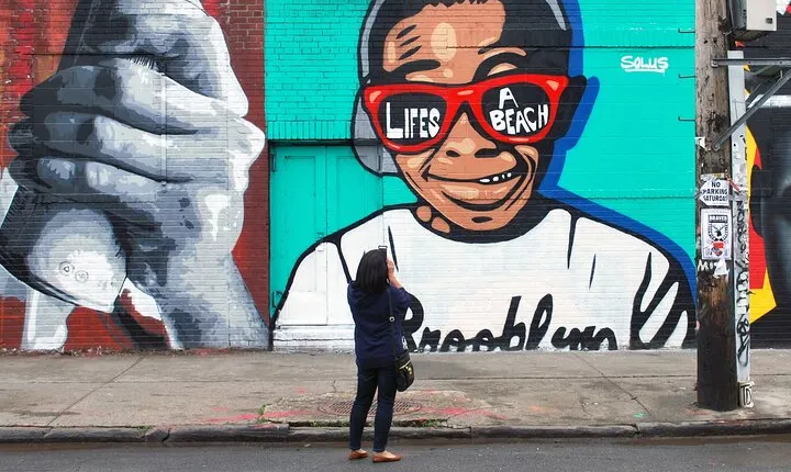 Brooklyn Art Walk, Drink Crawl, & City Views