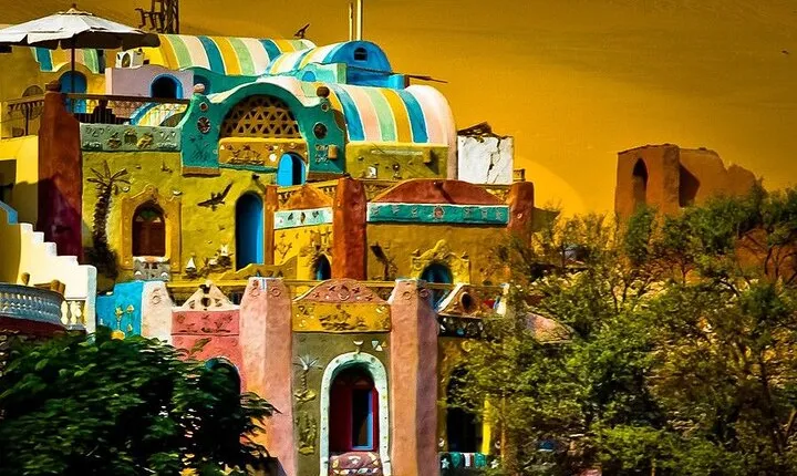 Private Aswan Cultural Tour to the Nubian Village by Motorboat