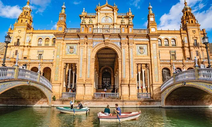 The Best of Andalusia from Seville in 5 days with Private Tours and Transfers