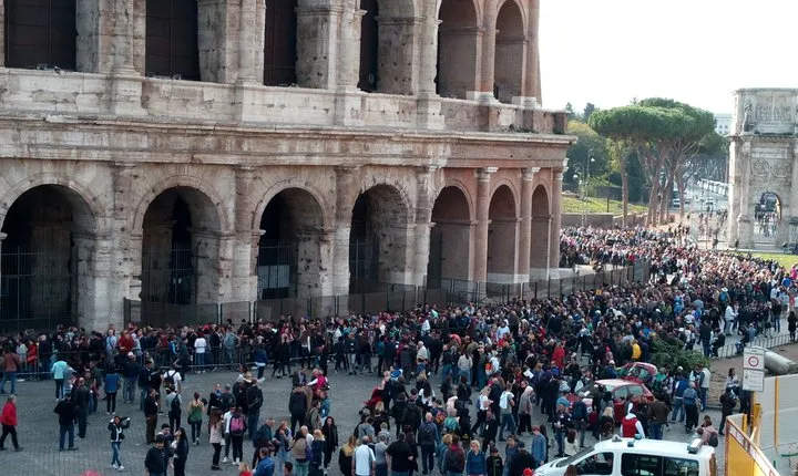 Colosseum and Roman Forum Private Tour