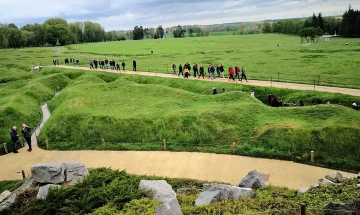 WW1 Somme Battlefields - Private tour from Paris aboard a Van (2 pax)