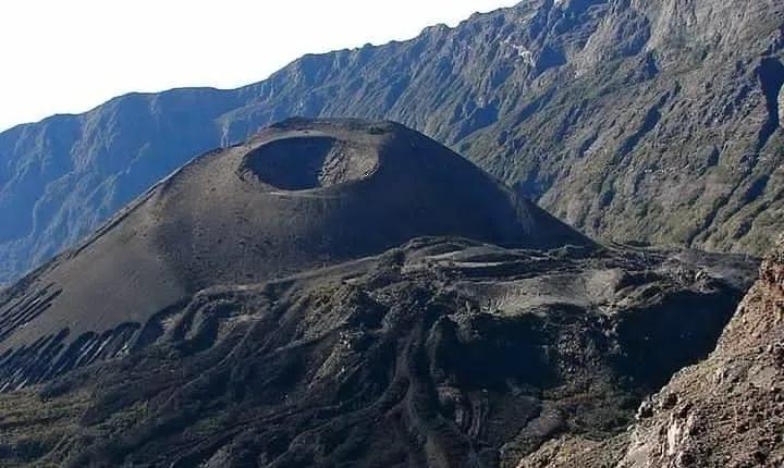 4 Days Mount Meru Trek