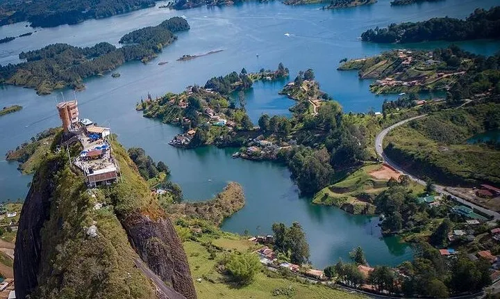 Visit Guatapé, El Peñol, El Retiro & Tekendamita Waterfall